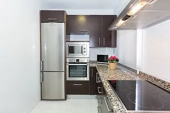 Suncity Plaza Apartments 马拉加
