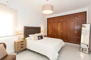 Suncity Plaza Apartments 马拉加