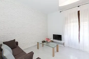 Suncity Plaza Apartments 马拉加