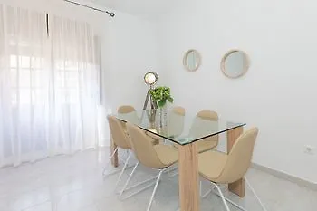 Suncity Plaza Apartments 马拉加