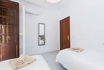 Suncity Plaza Apartments Malaga